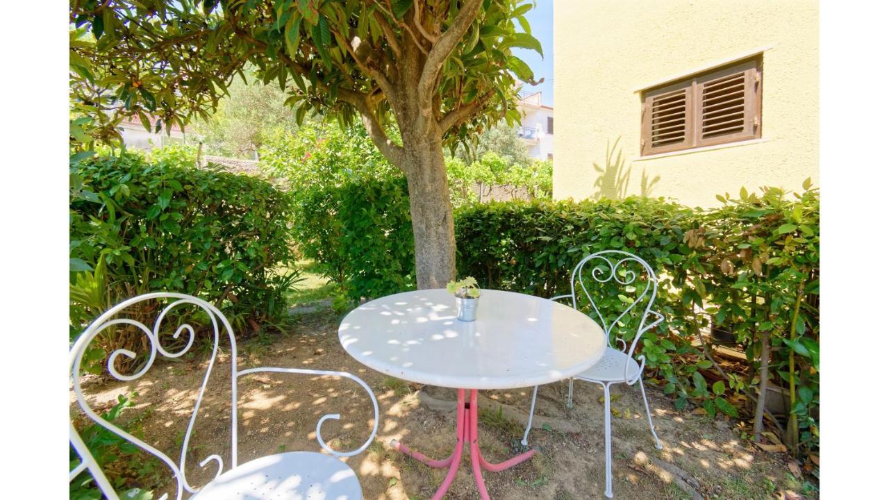 Holiday Home Vlady By Rent Istria Buje Buitenkant foto