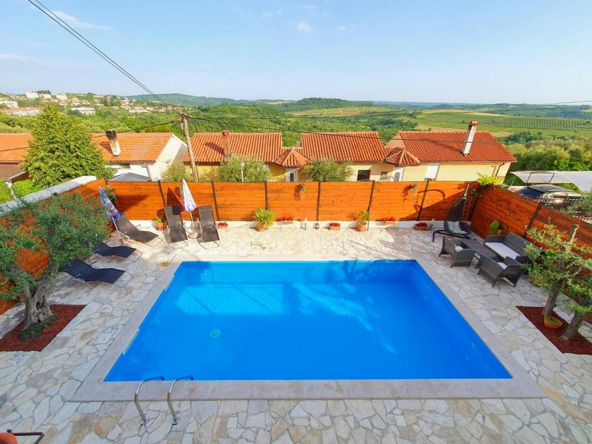 Holiday Home Vlady By Rent Istria Buje Buitenkant foto